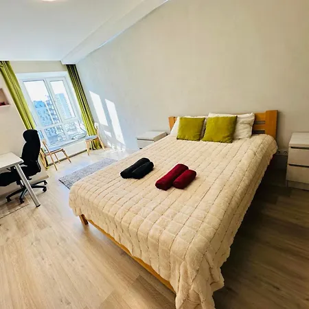 новобудова стрийська, кінг крос, ,автовокзал, арена Leopoli