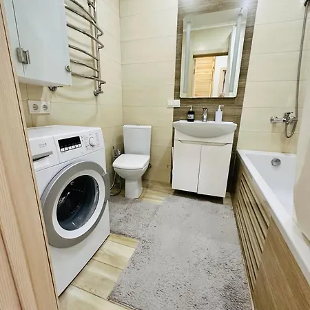 новобудова стрийська, кінг крос, ,автовокзал, арена Appartamento *